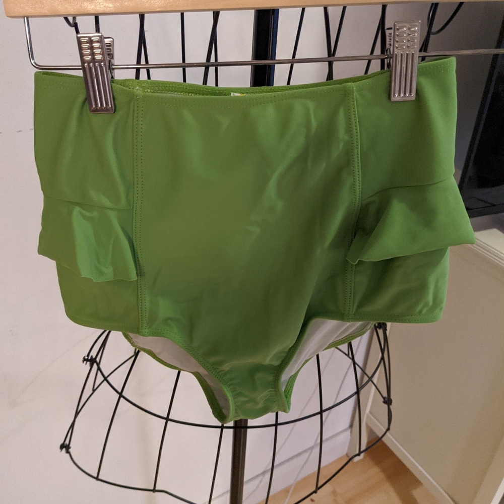 Kortni Jeane hip ruffle swim suit bottoms